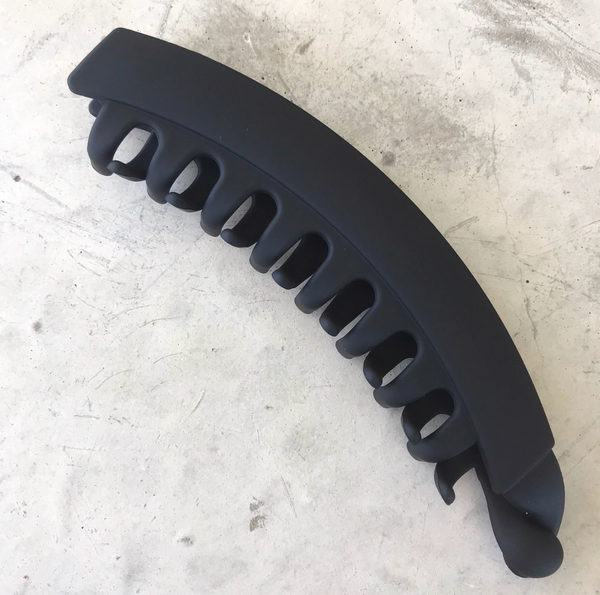 matte banana clip